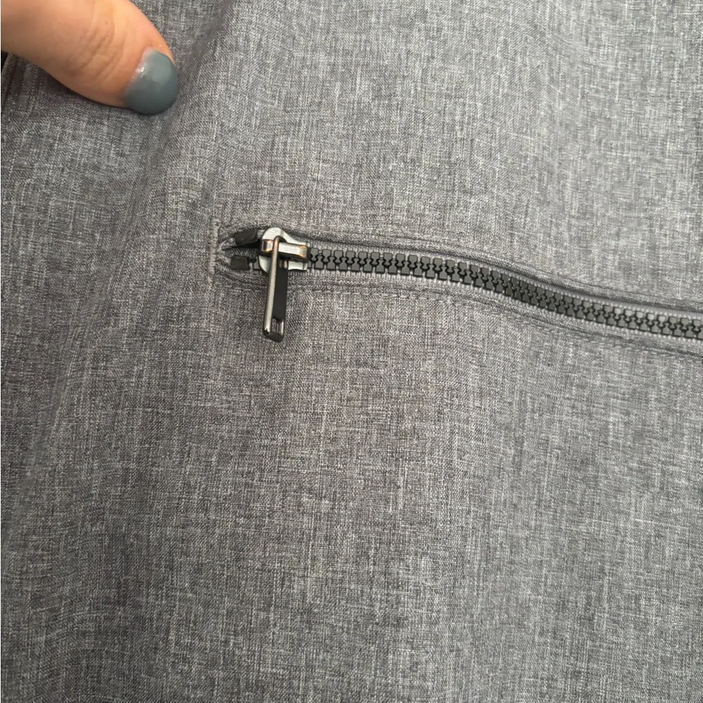 Zara Gray Sporty Windbreaker with Hood and Elasticized Cuffs Size XL